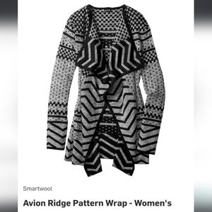 Smartwool Women's Black and Gray Chevron Sweater